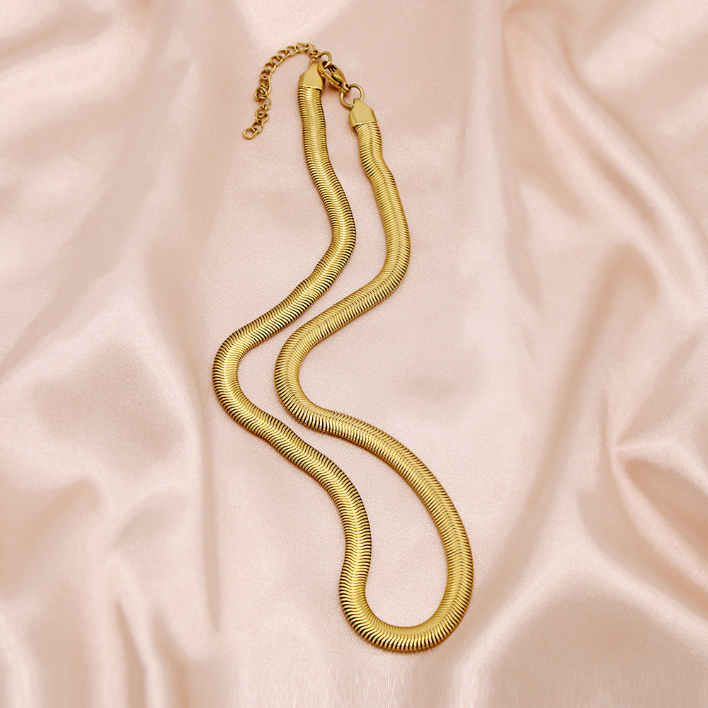 Collar Snake Oval Waterproof - Joya en acero inoxidable enchapado en oro 18k - D'Merys