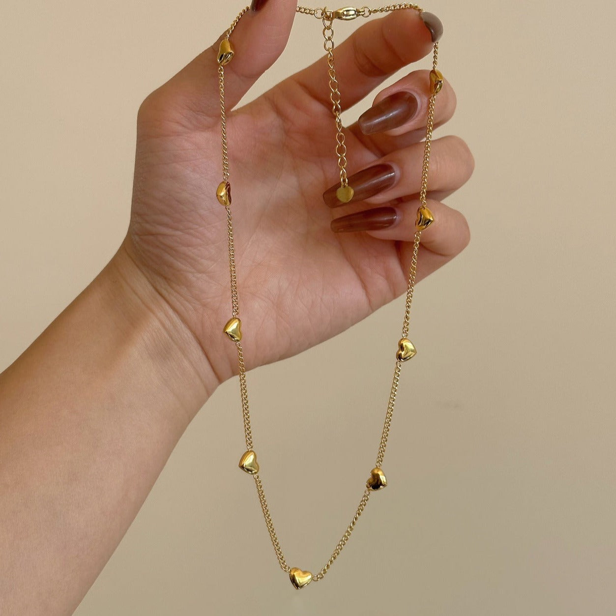 Gargantilla Karina Heart Waterproof - Joya en acero inoxidable enchapado en oro 18k - D'Merys