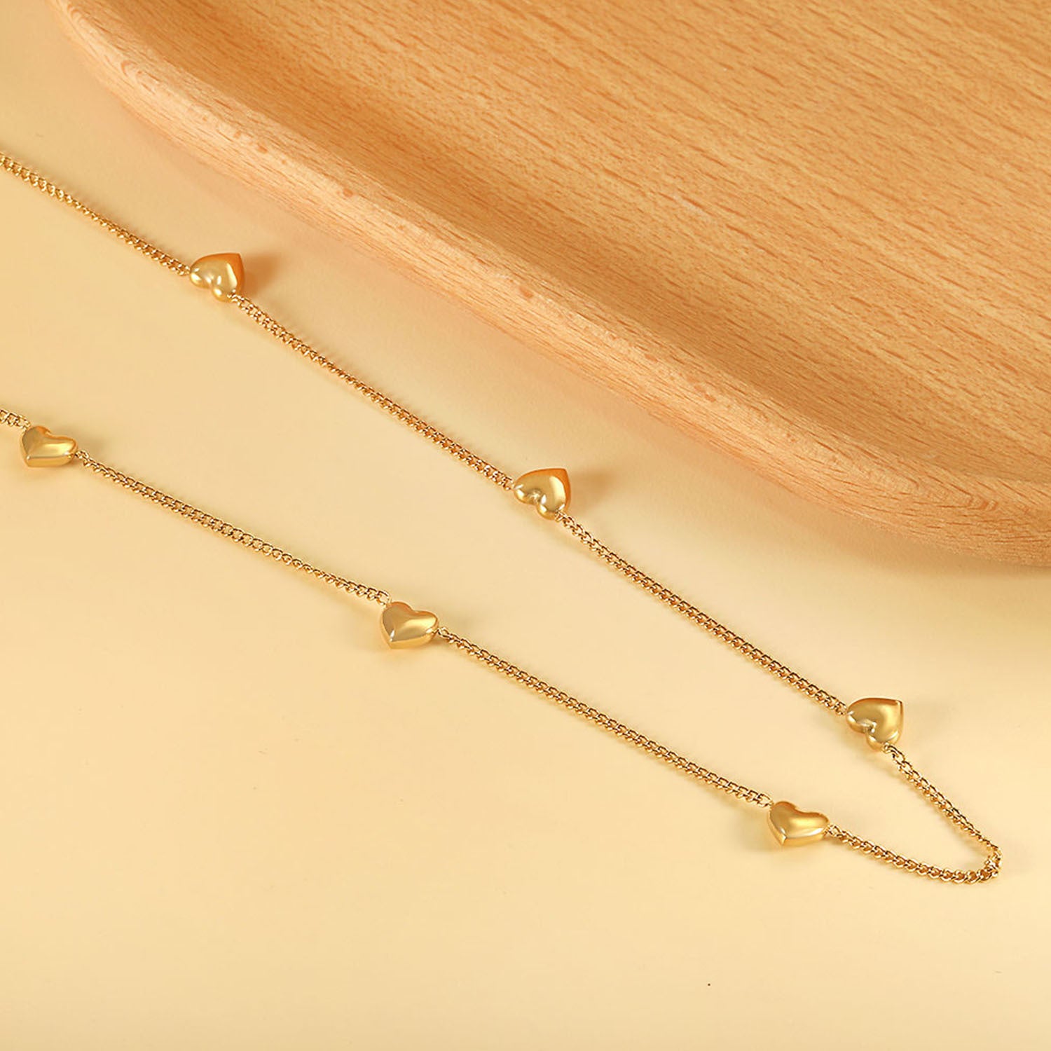 Gargantilla Karina Heart Waterproof - Joya en acero inoxidable enchapado en oro 18k - D'Merys