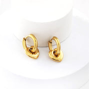 Hoops Chunky Heart Waterproof en acero 316L enchapado en oro 18k: no se oxida, no pierde el color. Waterproof e hipoalergénico. Envío a todo el Perú.