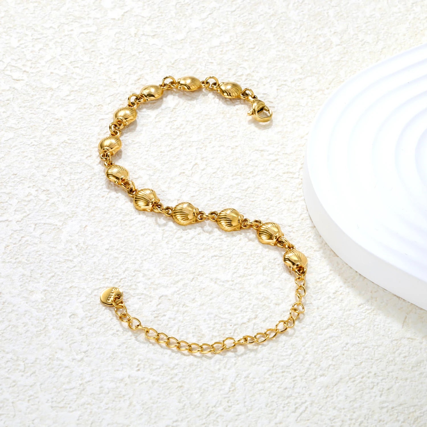 Pulsera Conchitas Gold Waterproof | Azzia Joyería