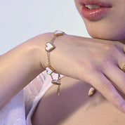 Pulsera Heart Nacar Waterproof - Joya en acero inoxidable enchapado en oro 18k - Azzia joyería
