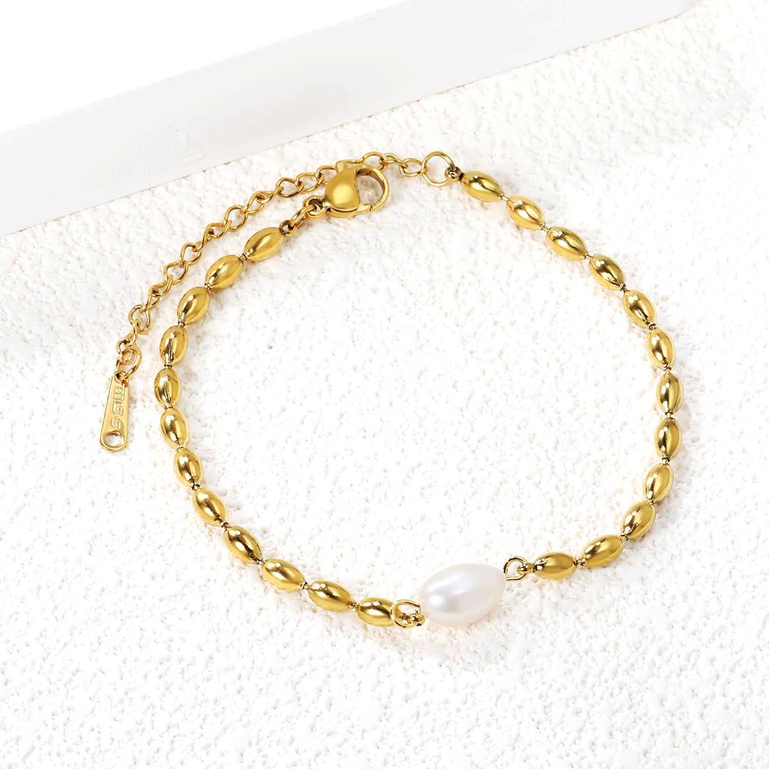 Pulsera Pepita con Perla Waterproof - Joya en acero inoxidable enchapado en oro 18k - D'Merys