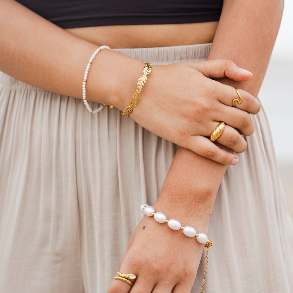 Brazalete Espiga Regulable Waterproof - Joya en acero inoxidable enchapado en oro 18k - Azzia joyería