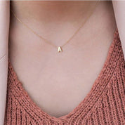 Collar Minimalista con 1 Inicial - Joya en acero inoxidable - D'Merys